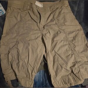 Womens cargo bermuda length shorts